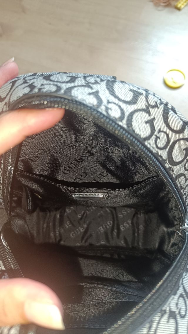 Bandolera Guess NUEVA