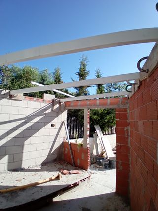 Reformas en general y construcción 