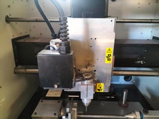 Fresadora Roland Modela MDX-40