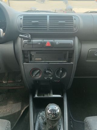 SEAT Leon 2003