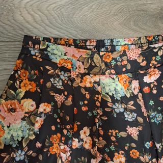 Falda pantalón floral