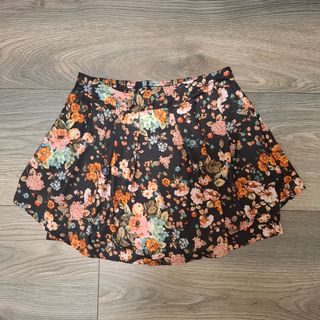 Falda pantalón floral