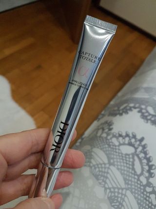 Dior Capture Totale Hyaluronic Filler Siero