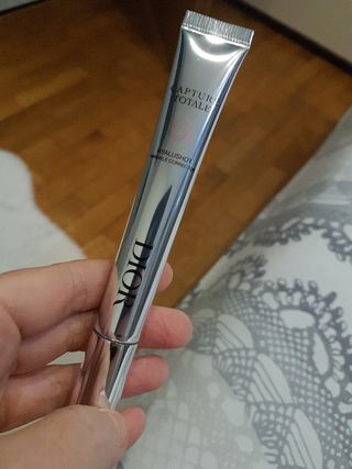 Dior Capture Totale Hyaluronic Filler Siero