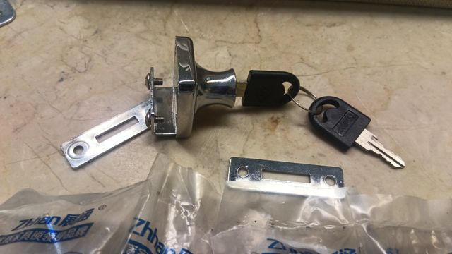 Cerraduras para vitrina - 5 uds