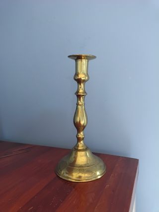 Candelabro antiguo dorado