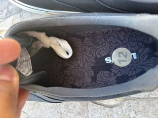 Zapatillas Levi's negras talla 46.5 Nuevas