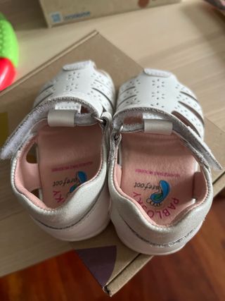 Sandalias Pablosky blancas - niña