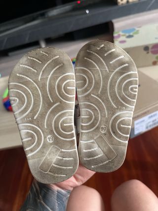Sandalias Pablosky blancas - niña