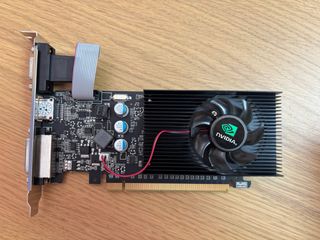 Tarjeta gráfica NVIDIA GT 210
