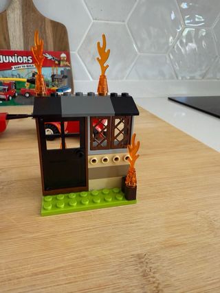 Lego Juniors 10740 - Bomberos