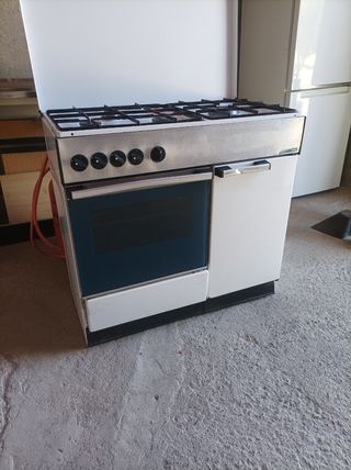 Cocina gas butano.