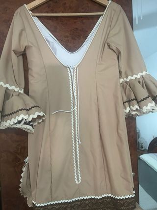 Traje Gitana beige y marrón