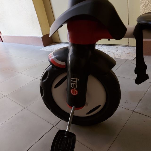 Triciclo Injusa rojo - Evolutivo