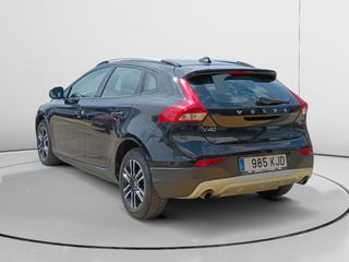 Volvo V40 Plus