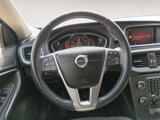 Volvo V40 Plus
