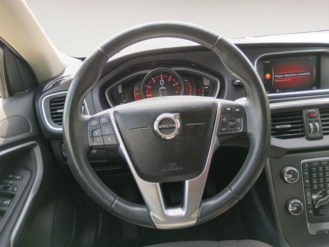 Volvo V40 Plus