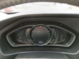 Volvo V40 Plus