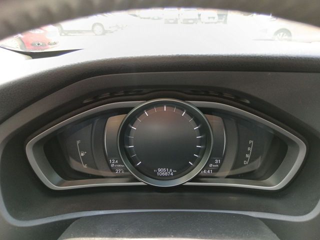 Volvo V40 Plus