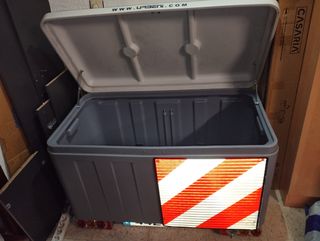 Towbox Urbeni: caja portaequipajes