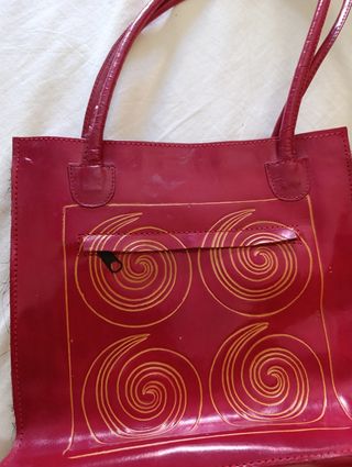 Bolso Rojo retro artesanal