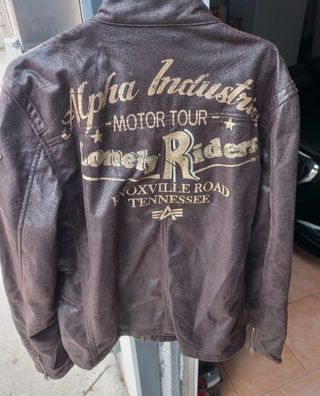 Cazadora Alpha Industries marrón talla M