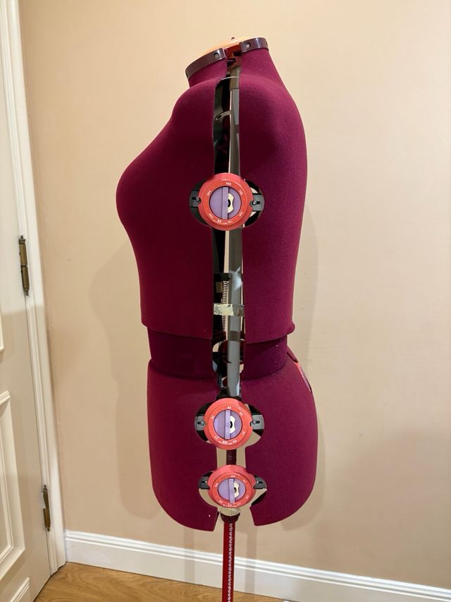Maniquí costura ajustable