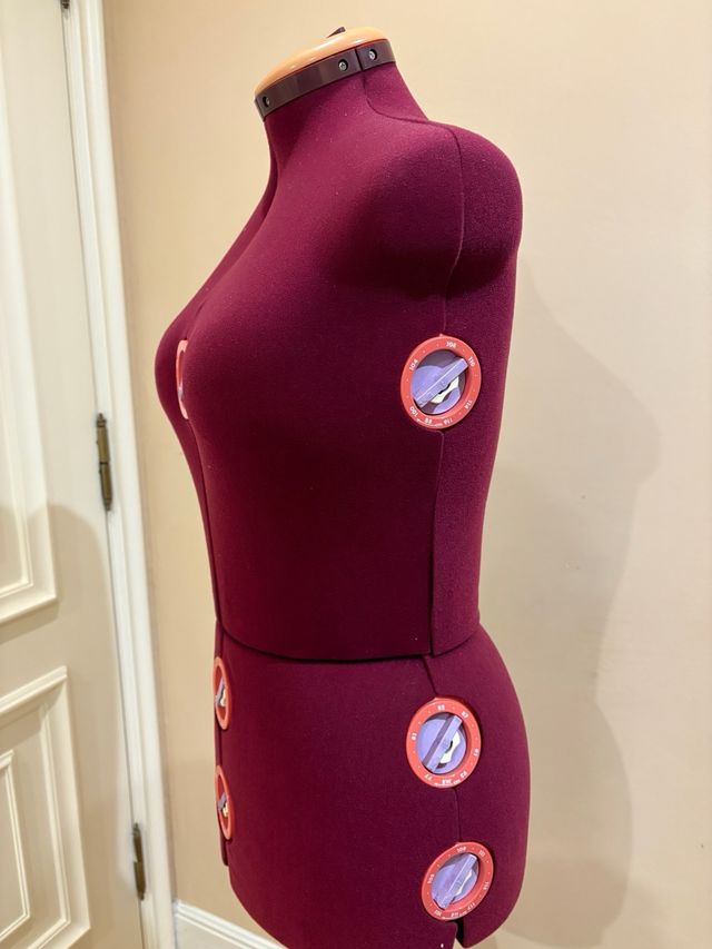 Maniquí costura ajustable
