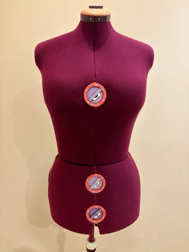 Maniquí costura ajustable