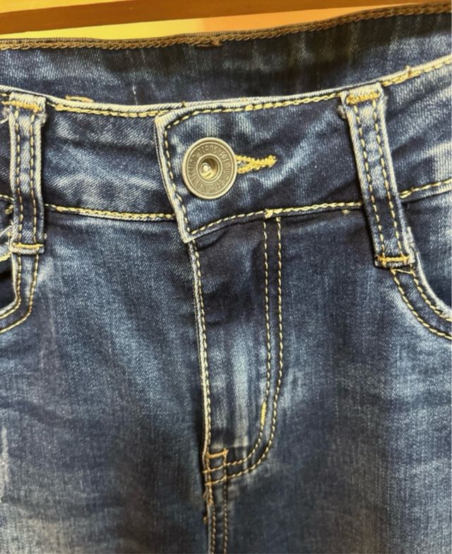 Jeans bordados - Mujer