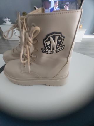 Botas Zara niña beige, piel...talla 35