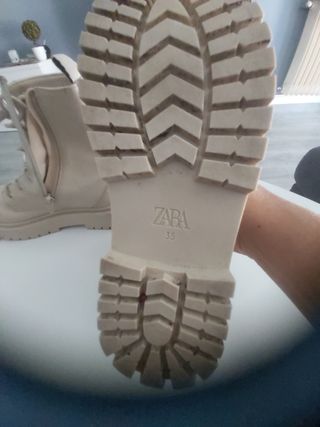 Botas Zara niña beige, piel...talla 35
