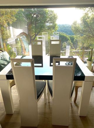 Mesa comedor moderna blanco-negro