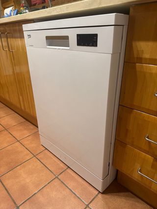 Lavavajillas Beko - RECOGIDA EN LA CERDANYA (Urús)