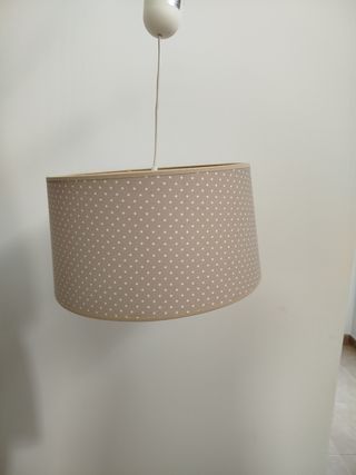 Lámpara infantil beige - puntos blancos