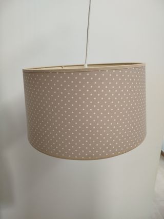 Lámpara infantil beige - puntos blancos