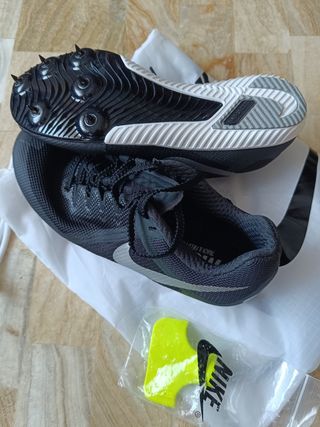 Zapatillas Nike clavos - negras