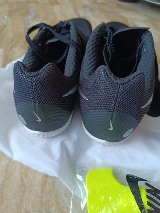 Zapatillas Nike clavos - negras