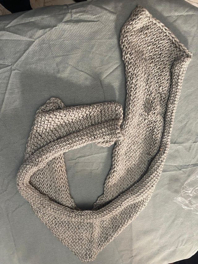 Gorro bufanda beige tejido a mano