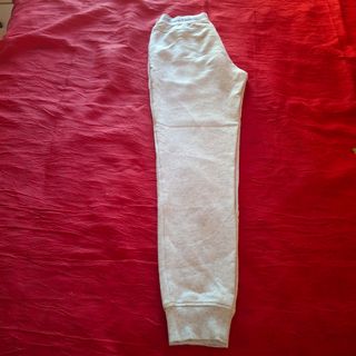 Pantalones deportivos Calvin Klein (crema/gris) S