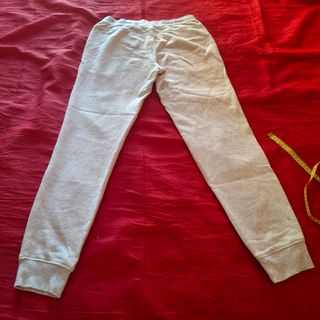 Pantalones deportivos Calvin Klein (crema/gris) S