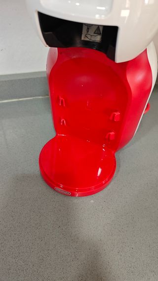 Cafetera Nescafé Dolce Gusto roja