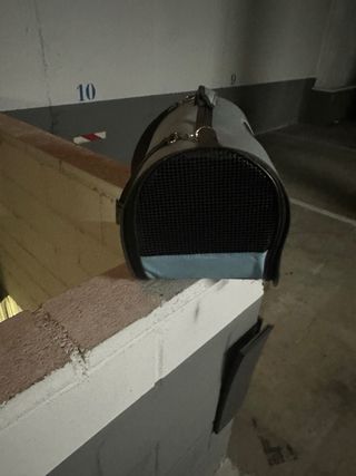 Transportín azul para mascotas