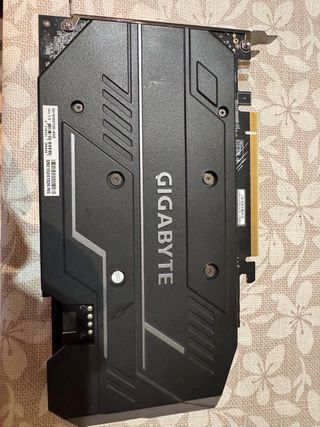 Tarjeta gráfica Gigabyte GTX 1660 SUPER