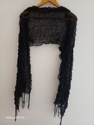 Sciarpa nera lavorazione maglia
