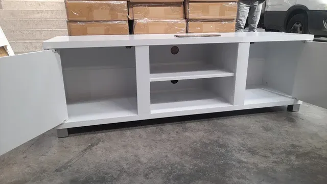 MUEBLE BAJO TV DELA BLANCO