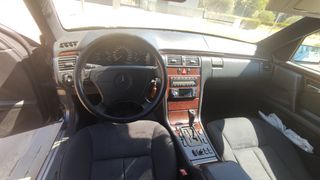 Mercedes-Benz E300TD turbodiesel 