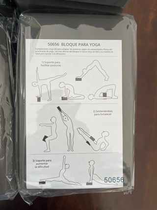 Tapetes y bloques yoga
