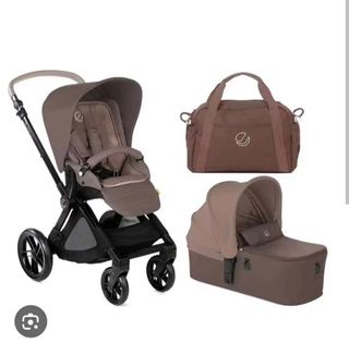 Cochecito bebé Trio: capazo, silla y maxicosi.