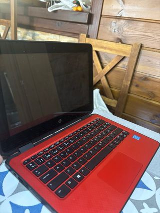 HP Probook x360 Rojo-Negro